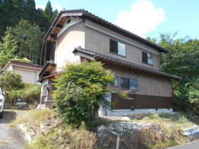 【成約】室内和モダン風の戸建て住宅です【但東町畑山】
