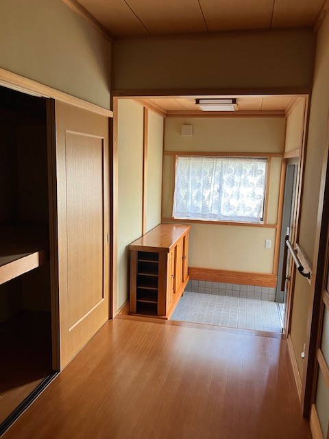(玄関)
