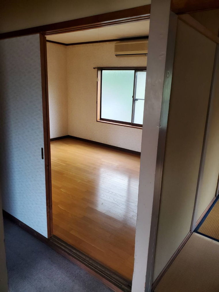 2階洋室 2階洋室