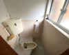 和式トイレの写真です。タイル床で掃除もしやすいです。(内装)