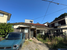 昔ながらの落ち着いた佇まいの平屋住宅。(外観)