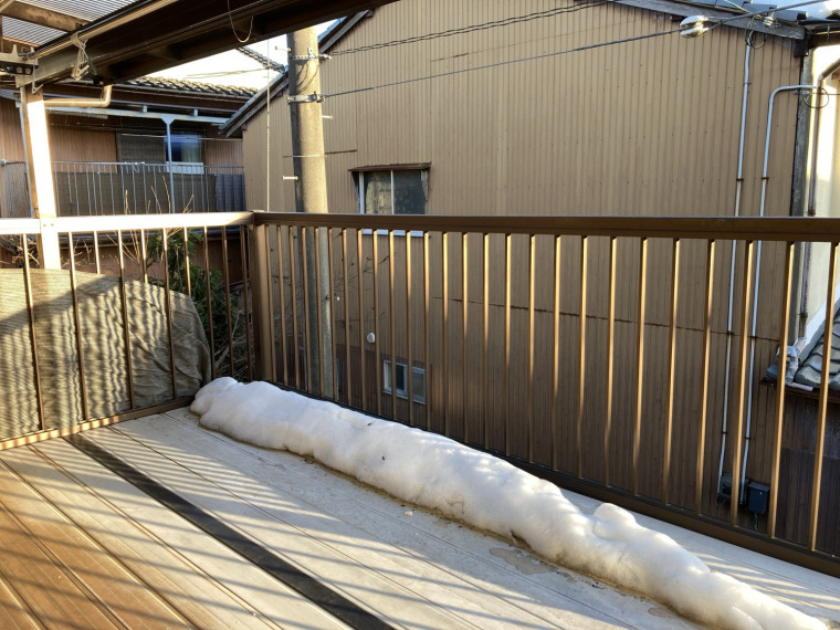 洗濯物が良く乾く、南向きワイドバルコニー