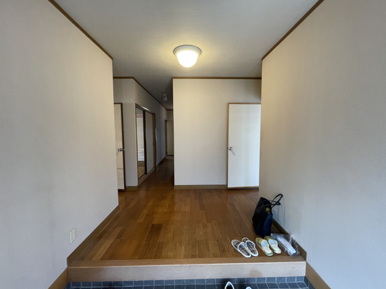 玄関(内装) 玄関(内装)