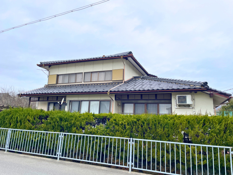 外観南側から(外観)
