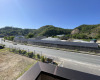 ベランダからの幹線道路