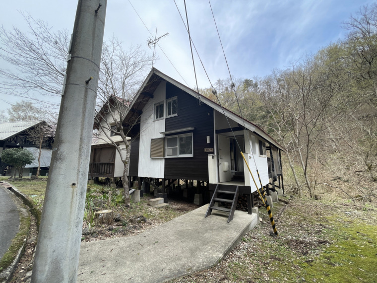 外観南側道路から(外観)