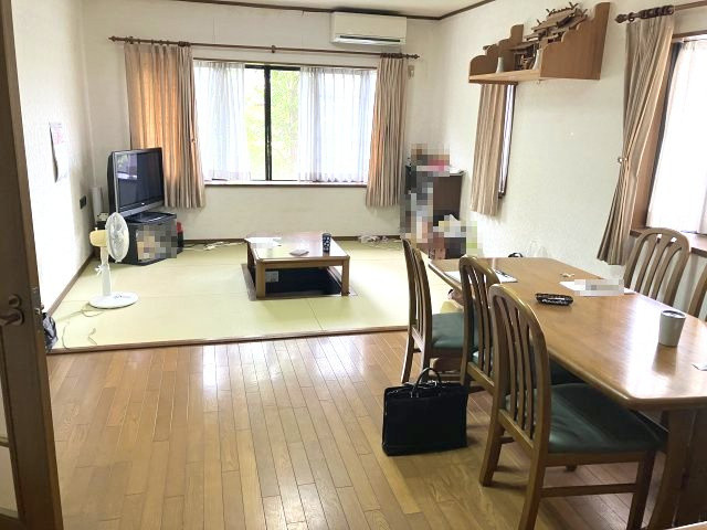 (内装) (内装)