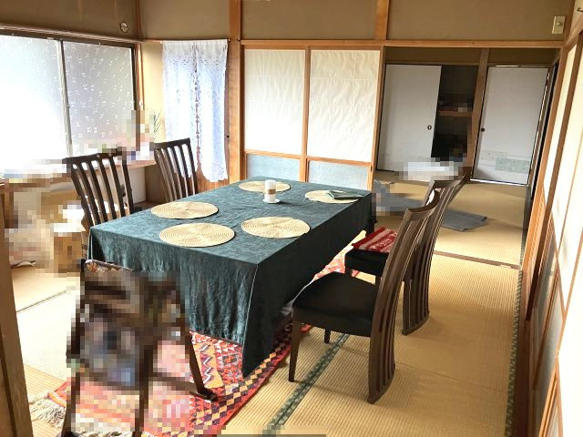 (居間) (居間)