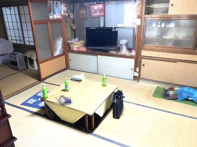 (居間) (居間)
