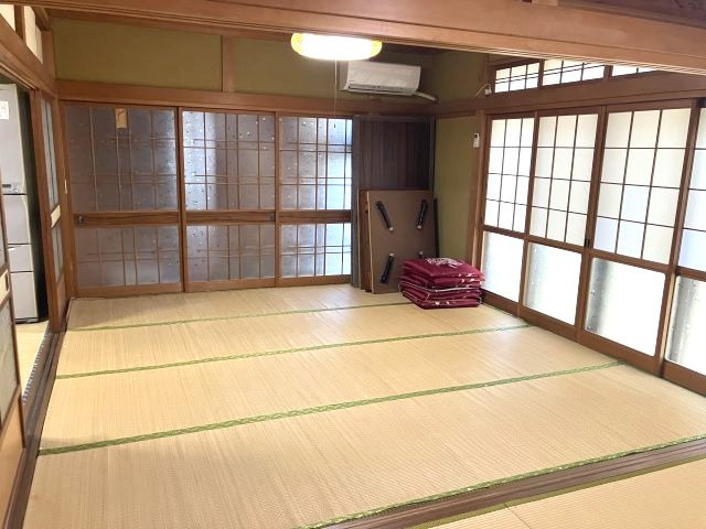 (内装) (内装)